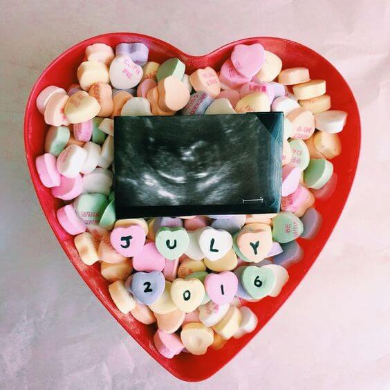 Valentines Day Pregnancy Announcement, Ideas and Inspiration #pregnancyannouncement #valentinesday #ideas #ultrasound #pregnancy #maternity