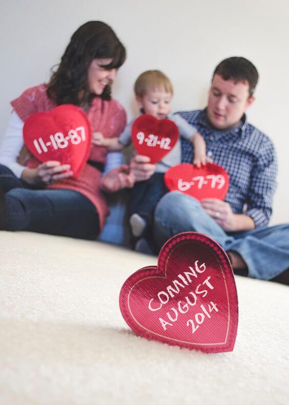 Valentine's Day Pregnancy Announcement, Ideas and Inspiration #pregnancy #pregnant #maternity #announcement #cute #family