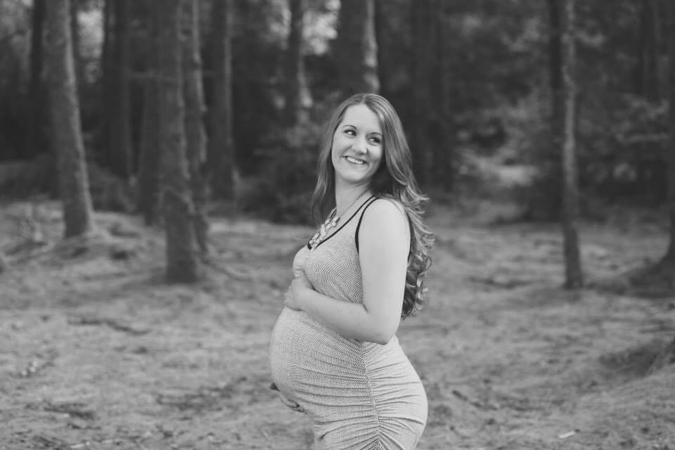 maternity photo shoot at the beach black and white maternity photo shoot at the beach black and white