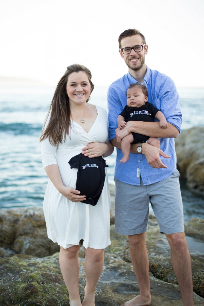 maternity photo shoot at the beach big brother maternity photo shoot at the beach big brother