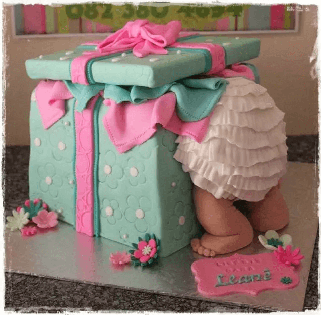 Baby in the box gender reveal cake ideas Baby in the box gender reveal cake ideas