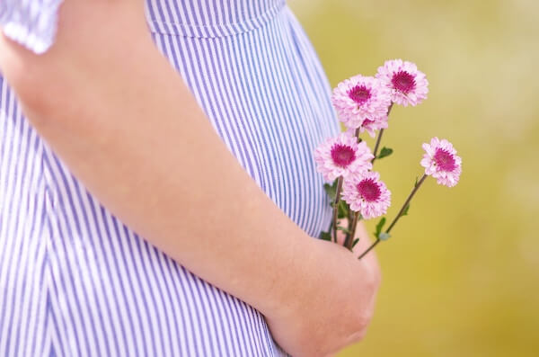 pregnant belly in spring pregnant belly in spring